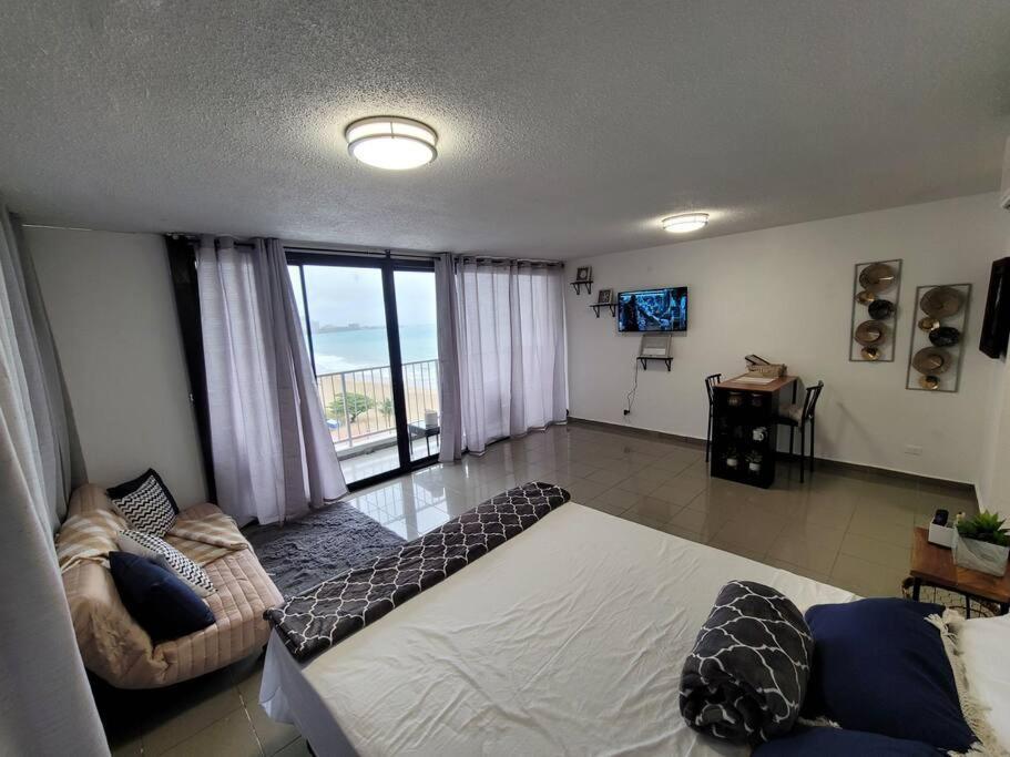 Coral Beach Studio W/ Ocean View San Juan Exterior photo